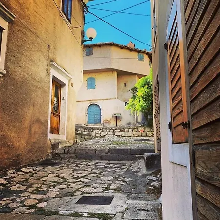 Zara Apartmán