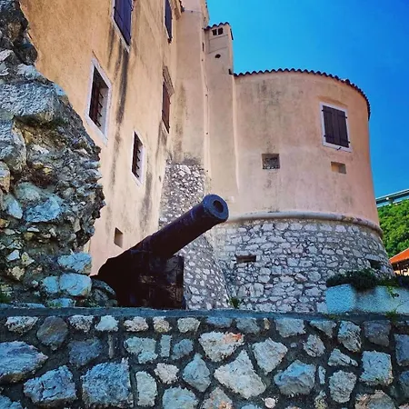 Zara Apartmán Bakar